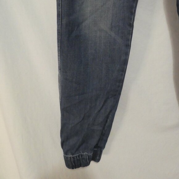 H&M - Divided | size 32 | Faded Blue Denim Joggers - Picture 7 of 14